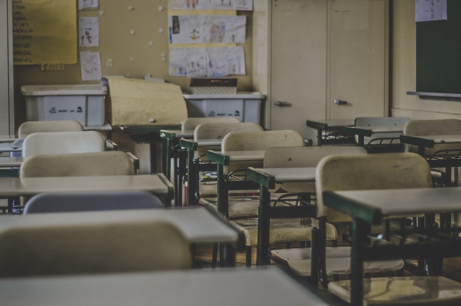How to Excel in PHIL 2306: Tips and Resources